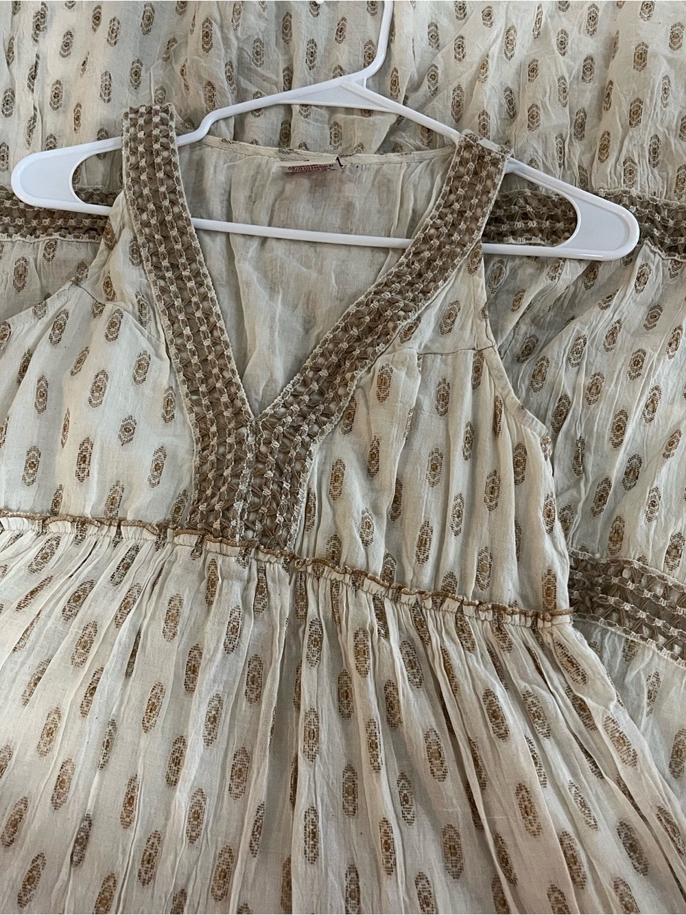 Cream V-Neck Cotton Maxi Dress - Picture 7 of 9